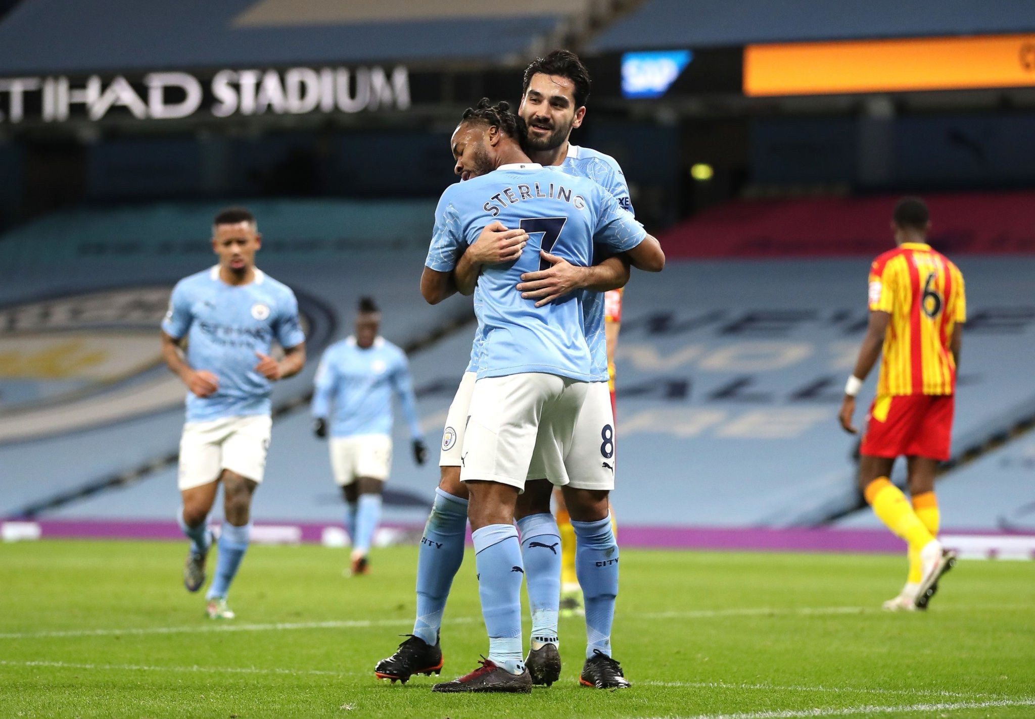 还激发了各 还激发了各